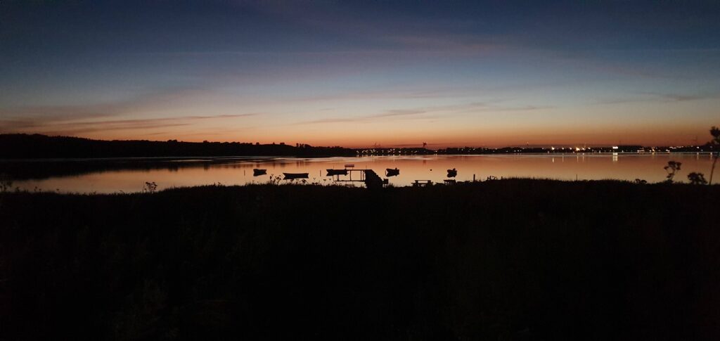 Sommernat over Kertinge Nor